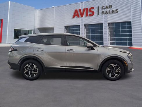 Used 2024 Kia Sportage LX image 7
