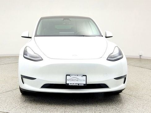 Used 2023 Tesla Model Y AWD image 2