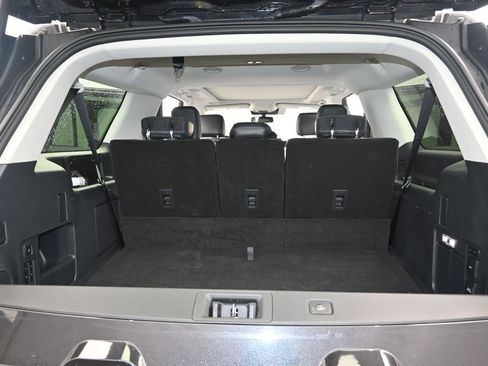 New 2025 Ford Expedition Max Platinum w/ Driver's Package image 12