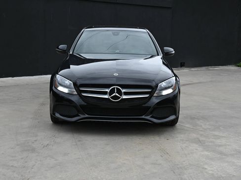 Used 2018 Mercedes-Benz C 300 Sedan image 2