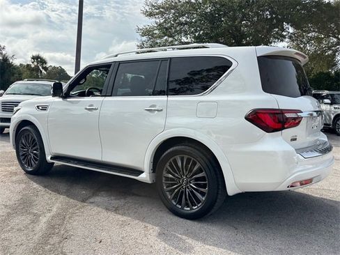 Used 2024 INFINITI QX80 Sensory w/ All-Season Package image 4