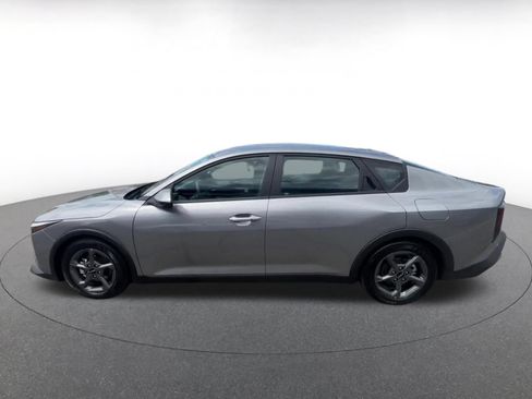 Used 2026 Kia K4 FWD image 8