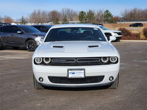 Used 2018 Dodge Challenger GT w/ GT Interior Package image 5