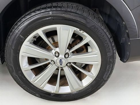 Used 2019 Ford Explorer Limited w/ Class III Trailer Tow Package image 35