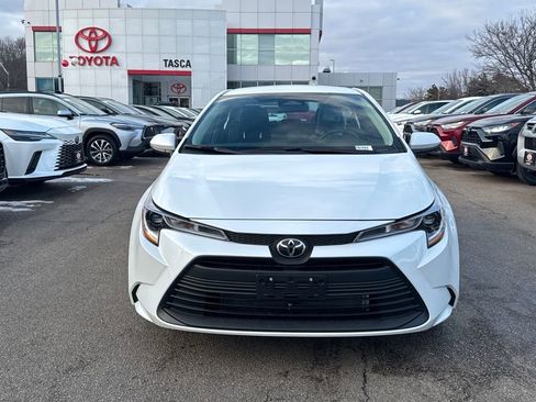 New 2026 Toyota Corolla LE image 2
