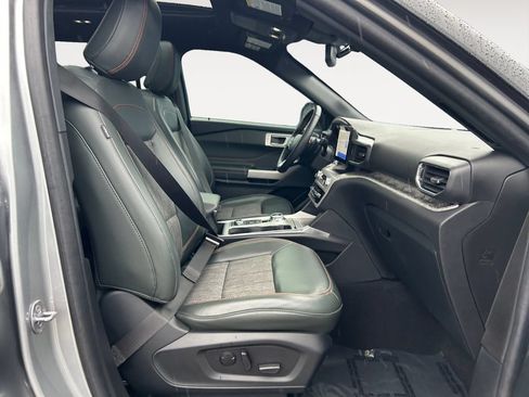Used 2023 Ford Explorer Timberline w/ Timberline Technology Package AWD/4WD image 10