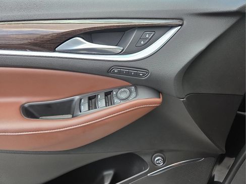 Used 2018 Buick Enclave Avenir w/ Avenir Technology Package FWD image 25