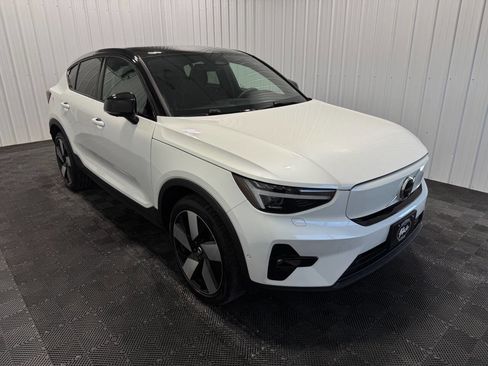 Used 2022 Volvo C40 P8 Recharge Ultimate image 3