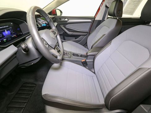 Certified 2026 Volkswagen Jetta SE FWD image 42