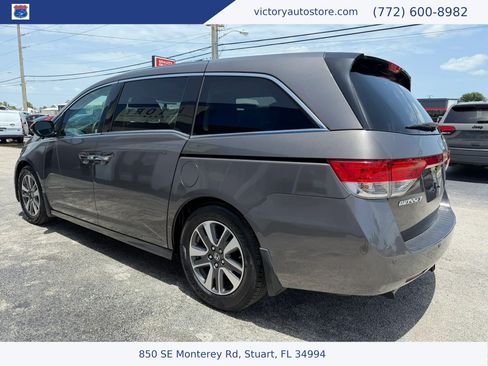 Used 2015 Honda Odyssey Touring Elite image 5