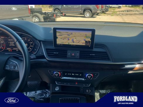 Used 2018 Audi Q5 2.0T Premium Plus AWD/4WD image 12