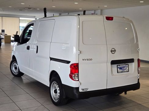 Used 2021 Nissan NV200 S FWD image 13