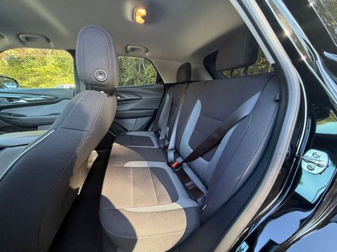 Used 2025 Chevrolet TrailBlazer LT image 25