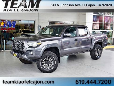 Used 2022 Toyota Tacoma TRD Sport w/ Black Out Package (TMS) AWD/4WD image 1