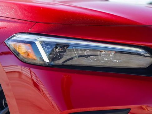 Used 2023 Honda Civic Sport image 4