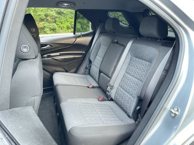Used 2024 Chevrolet Equinox LT FWD image 23