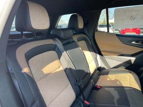 New 2026 Chevrolet Equinox ACTIV w/ Convenience Package III image 11