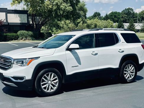 Used 2017 GMC Acadia SLE AWD/4WD image 6
