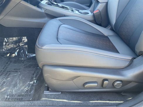 New 2026 Subaru Crosstrek 2.5i Limited image 16