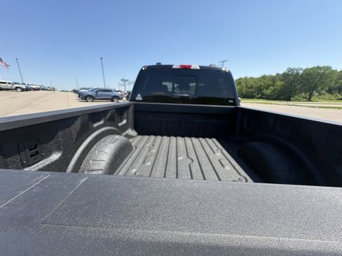 New 2026 Ford F250 Lariat w/ Black Appearance Package AWD/4WD image 15