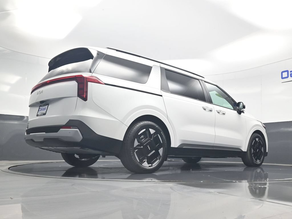 Certified 2026 Kia Carnival EX FWD image 44
