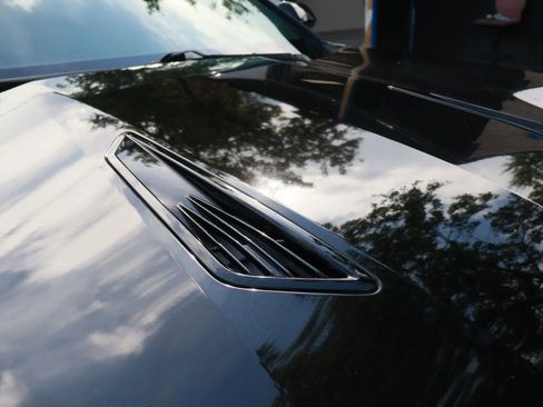 Used 2016 Chevrolet Camaro SS image 7