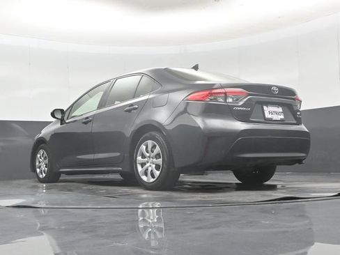 Used 2025 Toyota Corolla LE FWD image 54