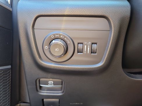 New 2026 Jeep Grand Cherokee L Limited AWD/4WD image 23