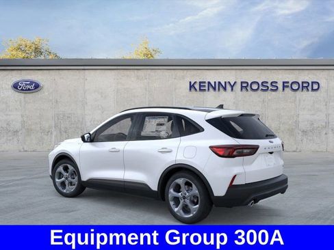 New 2025 Ford Escape ST-Line w/ Tech Pack #1 image 4