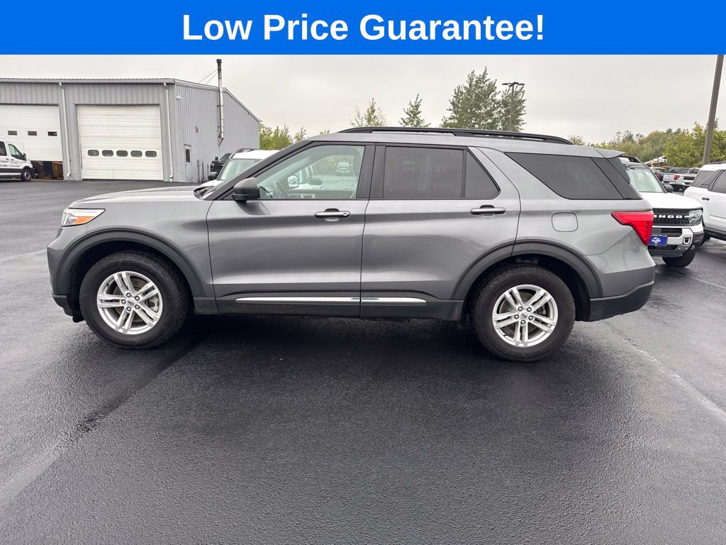 Certified 2021 Ford Explorer XLT w/ Equipment Group 202A AWD/4WD image 4