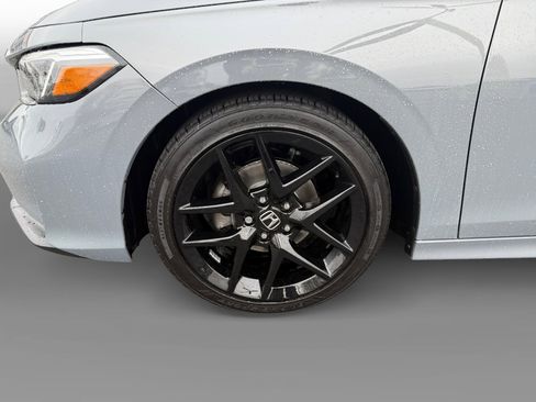 Certified 2025 Honda Civic Sport image 9