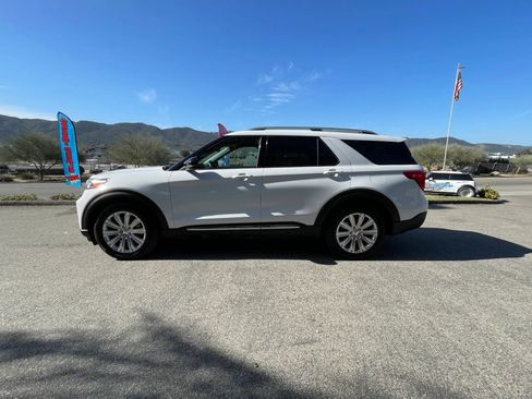 Used 2020 Ford Explorer Limited w/ Hybrid Equipment Group 310A image 8