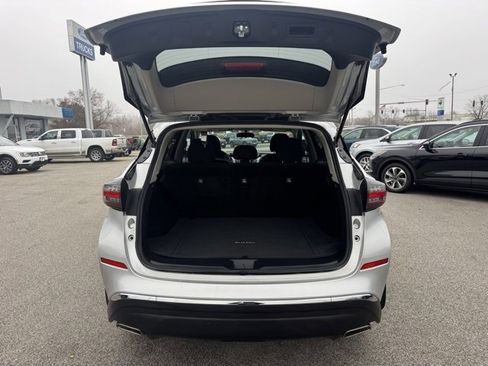 Used 2020 Nissan Murano S image 29
