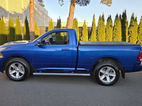 Used 2015 RAM 1500 Sport w/ Remote Start & Security Group image 8