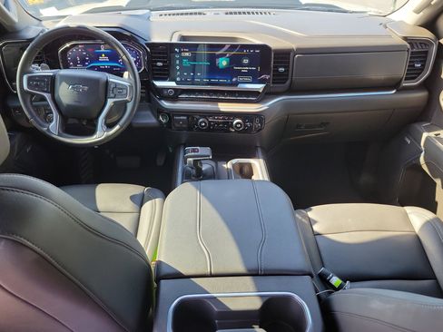 Used 2024 Chevrolet Silverado 1500 LT Trail Boss w/ Convenience Package II image 15