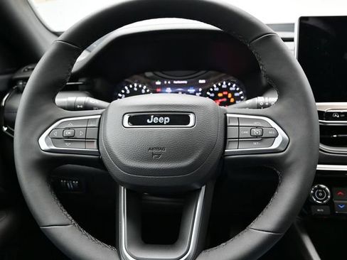 New 2026 Jeep Compass Altitude image 24