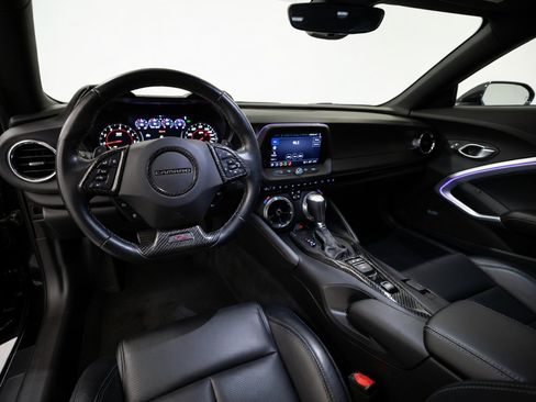 Used 2022 Chevrolet Camaro SS RWD image 18