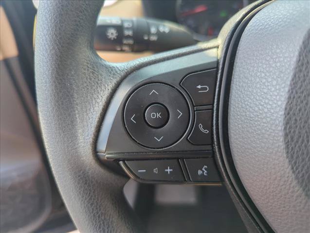 Used 2019 Toyota RAV4 XLE w/ Convenience Package FWD image 14