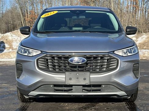 Used 2023 Ford Escape Active image 41