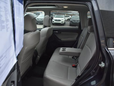 Used 2015 Subaru Forester 2.5i Touring w/ Eyesight & Navigation System image 33