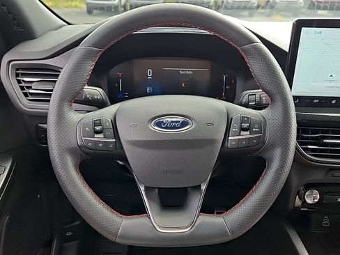 Used 2024 Ford Escape ST-Line w/ Tech Pack #1 AWD/4WD image 12