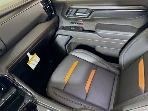 Certified 2026 GMC Sierra 1500 AT4 w/ AT4 Premium Package AWD/4WD image 23