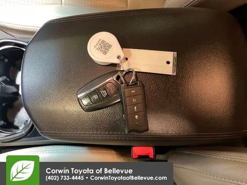 Used 2014 Hyundai Santa Fe Limited image 27