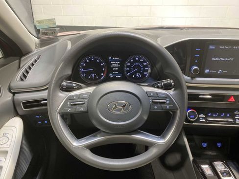 Used 2022 Hyundai Sonata SEL w/ Preferred Accessory Package image 15
