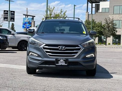 Used 2017 Hyundai Tucson SE w/ SE Popular Package 02 AWD/4WD image 2