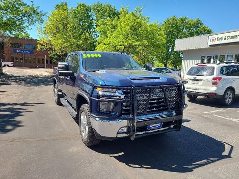 Used 2020 Chevrolet Silverado 2500 LTZ w/ LTZ Premium Package AWD/4WD image 9