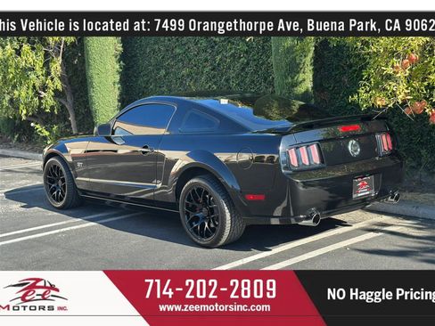 Used 2006 Ford Mustang GT RWD image 9