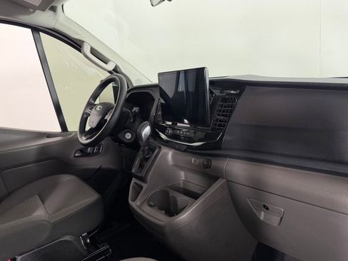 Used 2024 Ford Transit 350 XLT image 30