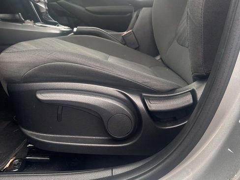 Used 2023 Kia Seltos LX image 19