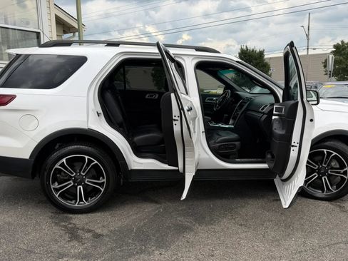 Used 2013 Ford Explorer Sport AWD/4WD image 26